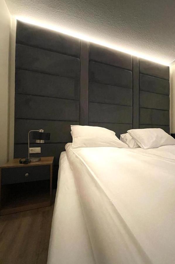 O&O Hotel Oberursel Zentrum Zewnętrze zdjęcie
