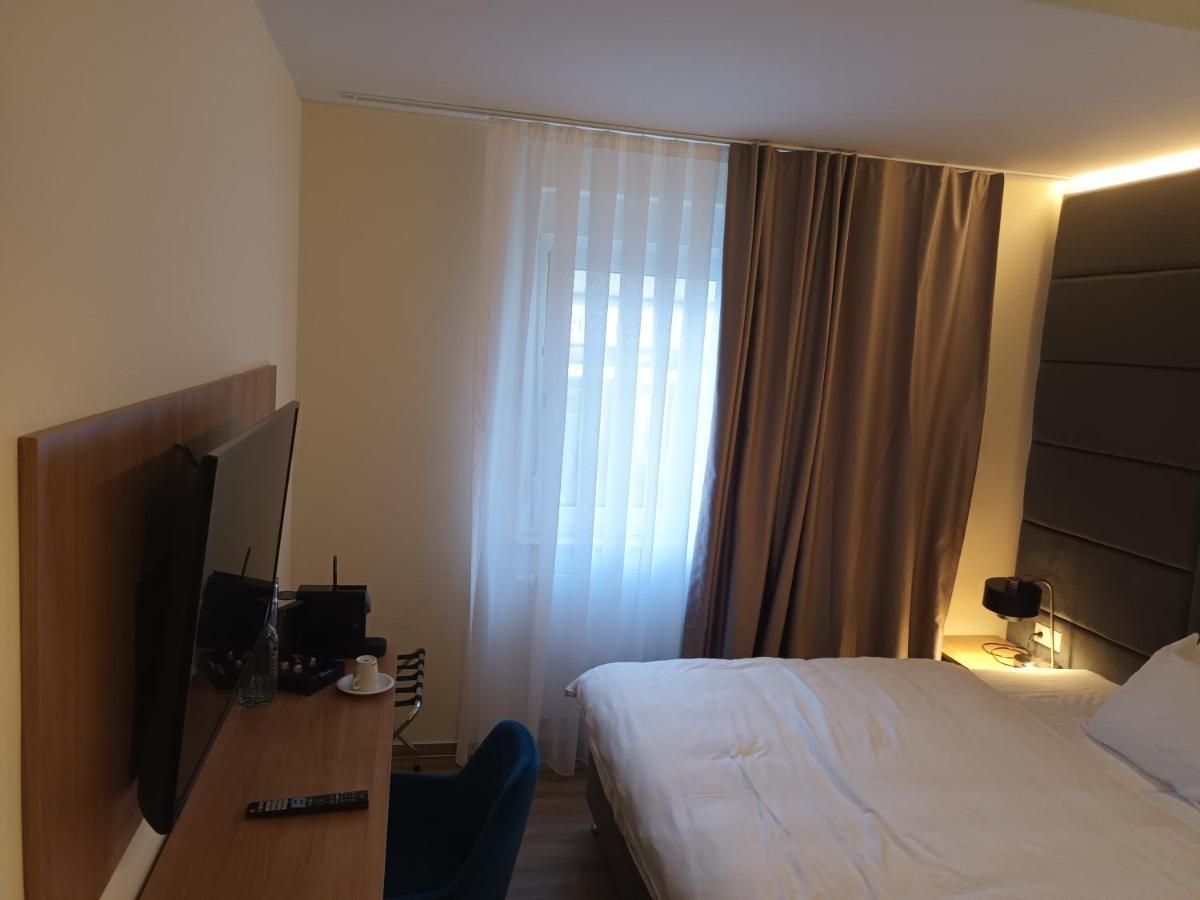 O&O Hotel Oberursel Zentrum Zewnętrze zdjęcie